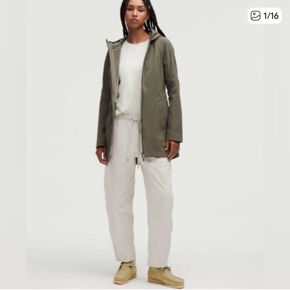 NWOT  Lululemon Olive Green Nylon Hooded Jacket